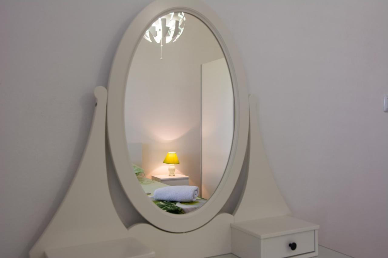 טרוגיר Lux Apartman S Pogledom Na More מראה חיצוני תמונה
