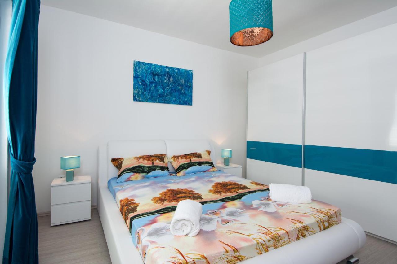 טרוגיר Lux Apartman S Pogledom Na More מראה חיצוני תמונה